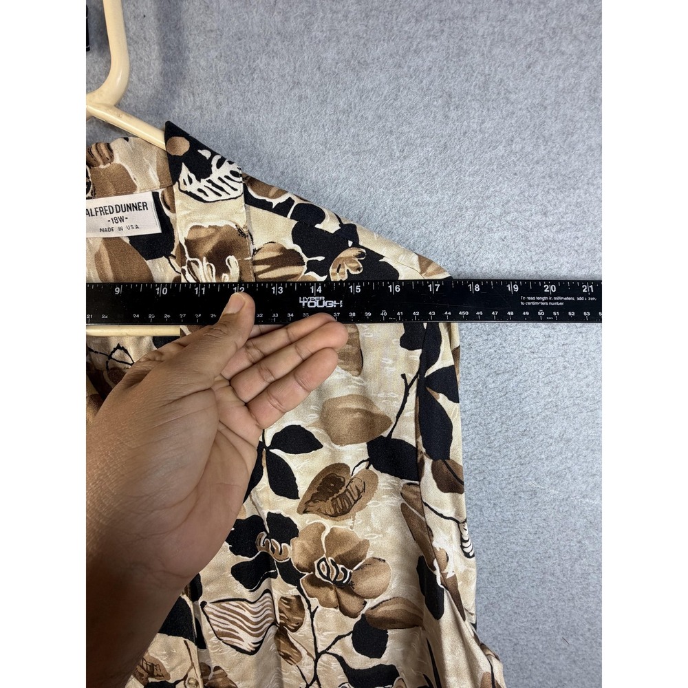 Alfred Dunner Shirt Womens 18W Beige Floral Button Up Short Sleeve Blouse Top - Picture 4 of 8